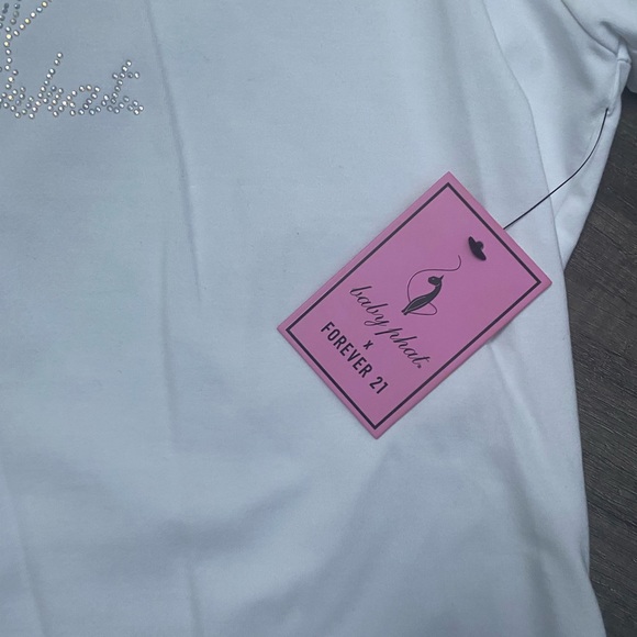 New with tags! F 21 x Baby Phat T Shirt - Picture 3 of 3